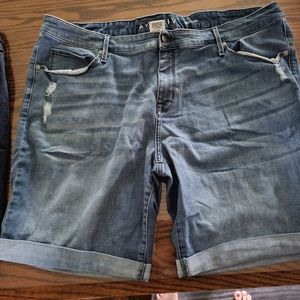 Plus bermuda jean shorts